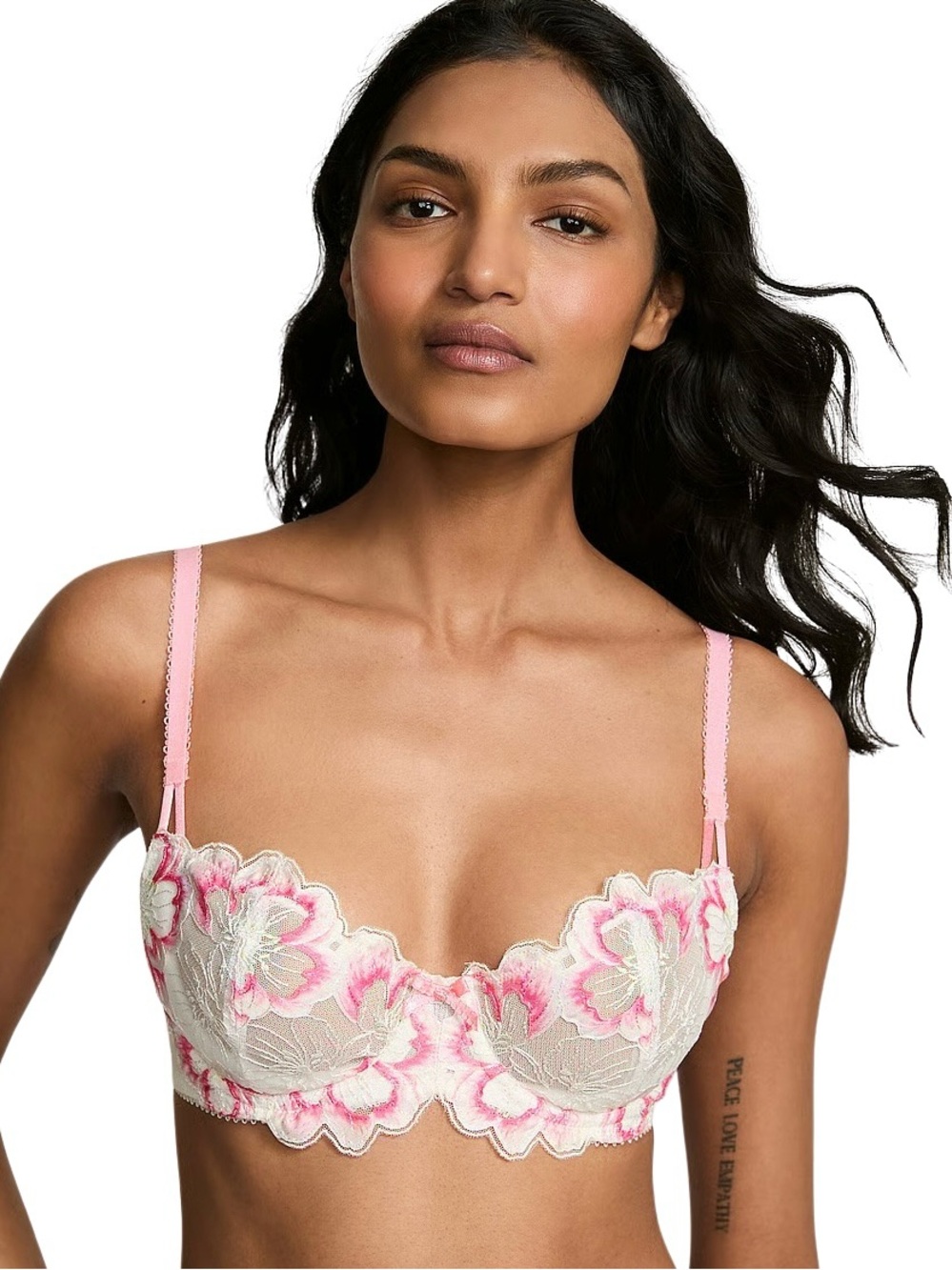 Victoria’s Secret 36B Wicked Peony Dream Angels Embroidery Balconette Bra